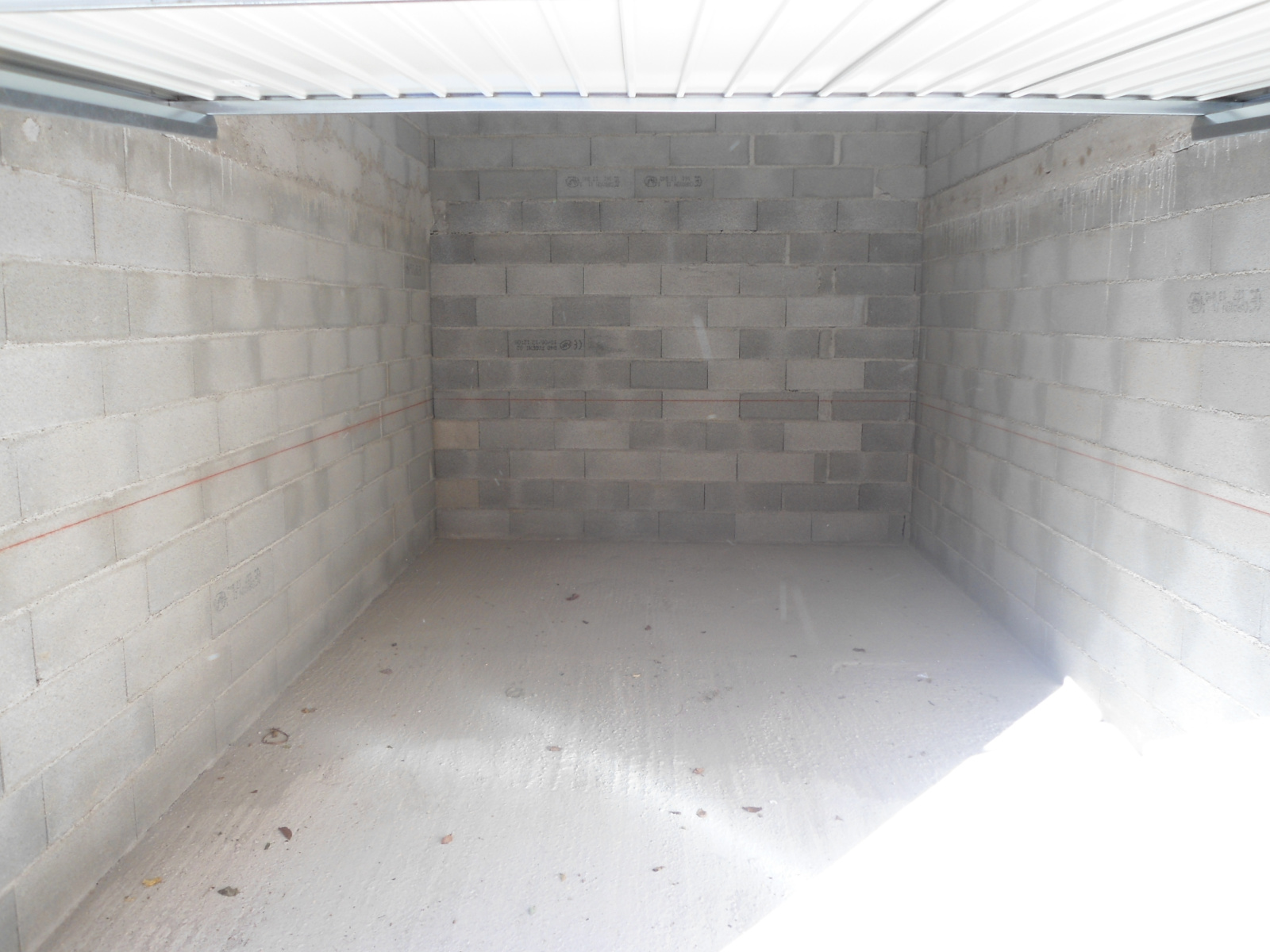 Image_, Garage, Vias, ref :MM 02