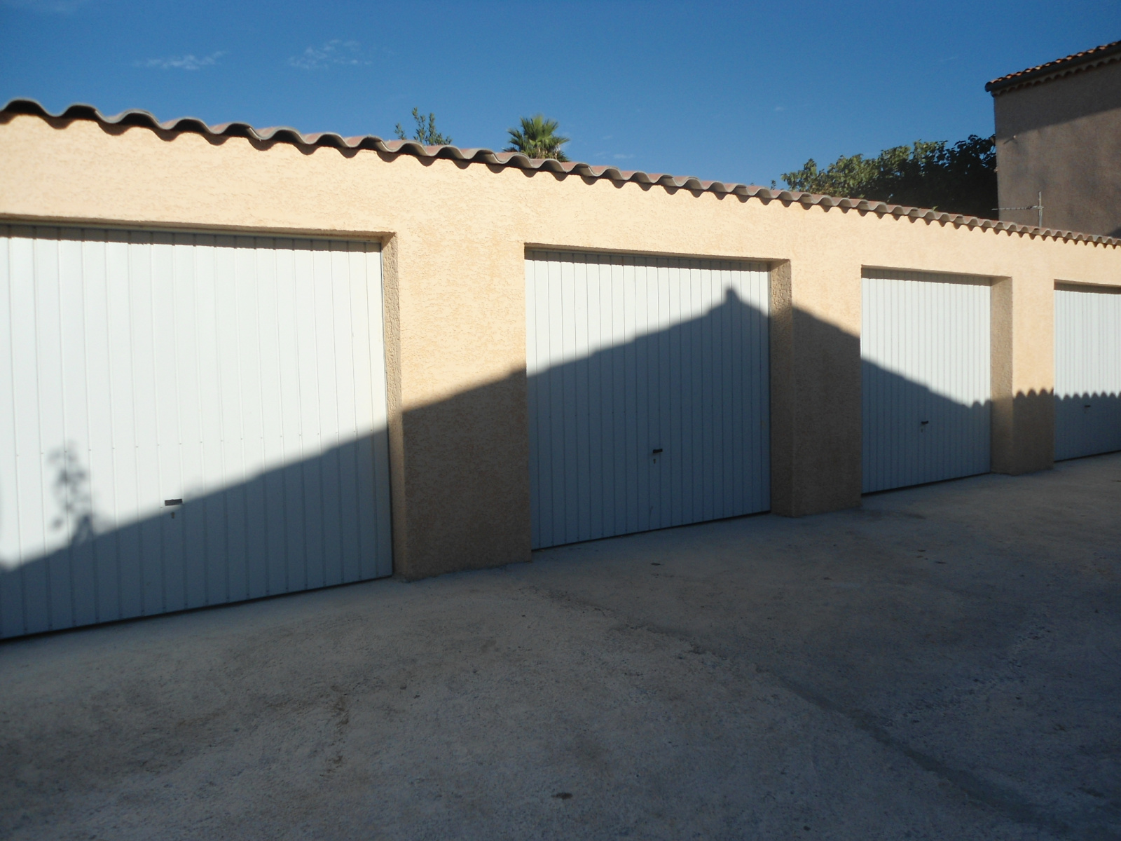 Image_, Garage, Vias, ref :MM 02