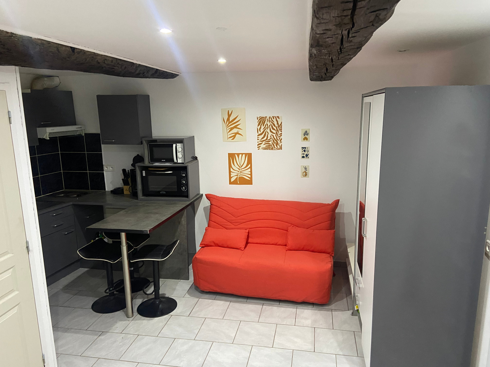 Image_, Studio, Vias, ref :MM 06